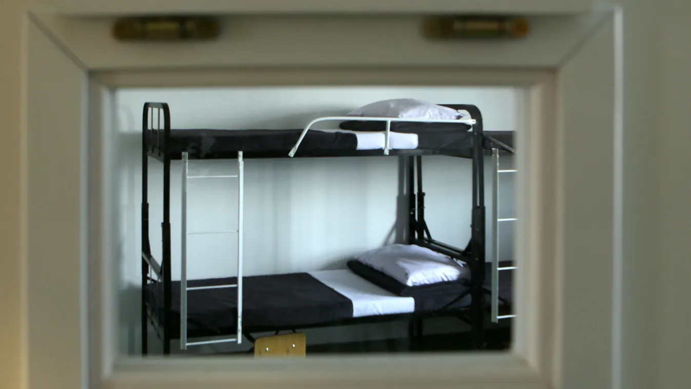 Martonvásári börtön cella ágy betekintő ablak
Közép-Dunántúli Országos Büntetés-Végrehajtási Intézet 