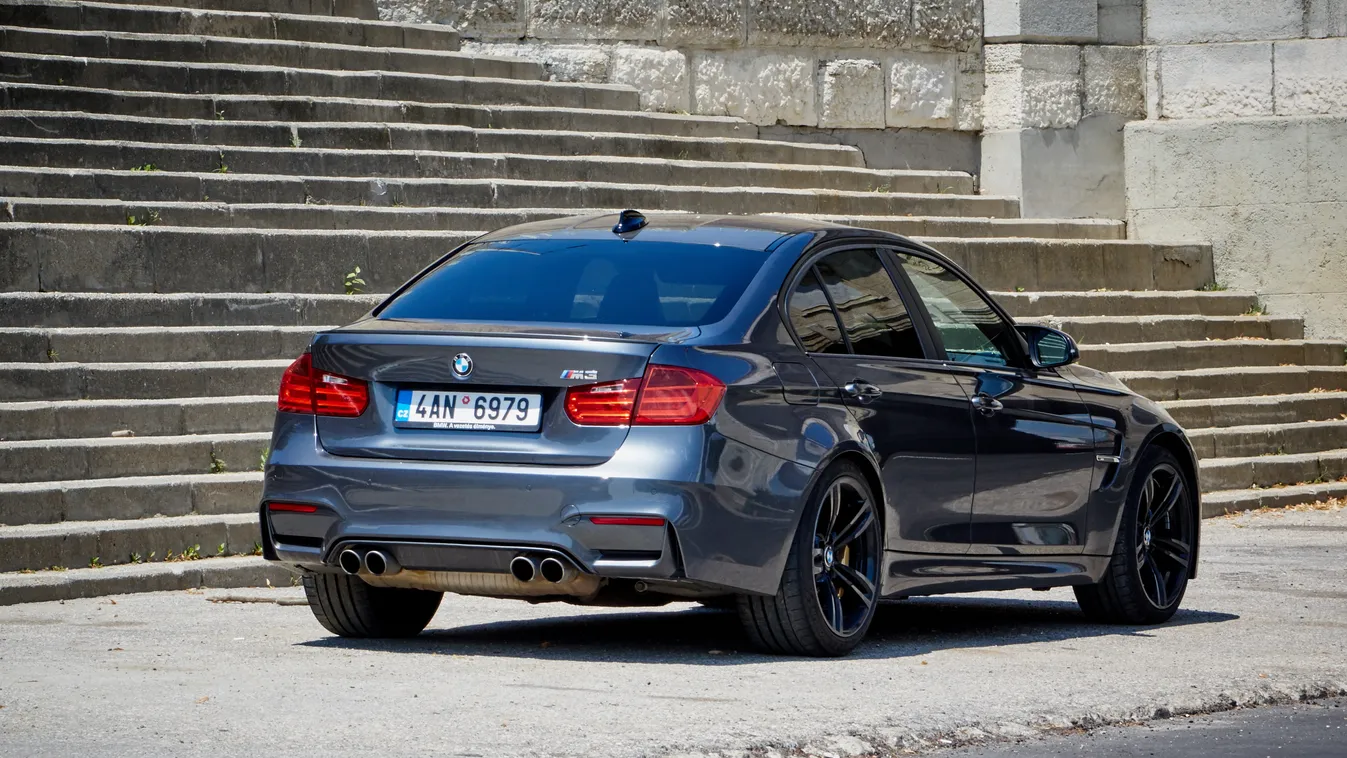 BMW3 