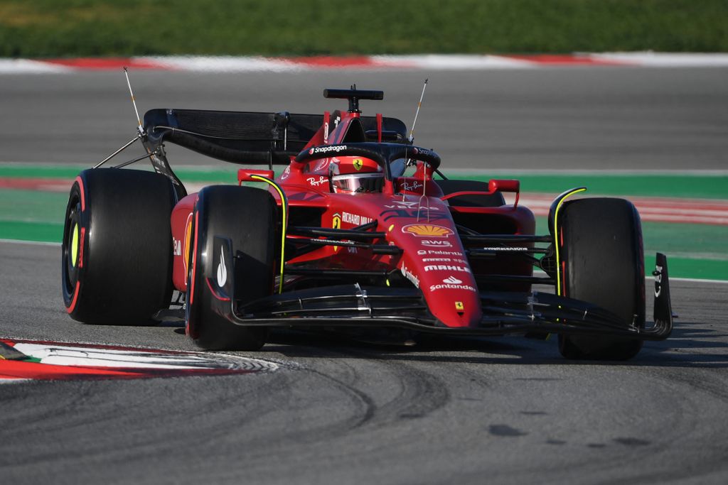 Forma-1, teszt, Barcelona 1. nap, Charles Leclerc, Ferrari 