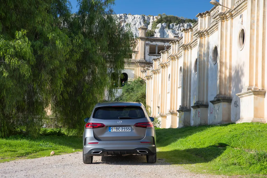 Mercedes B200 d (2018) gyári 