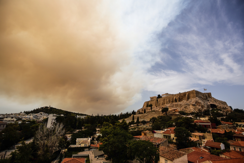 tűz, Athén, Athen, Görögország, 2018.07.23. 