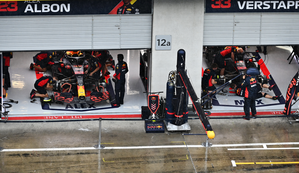Forma-1, Red Bull Racing, Stájer Nagydíj, eső 