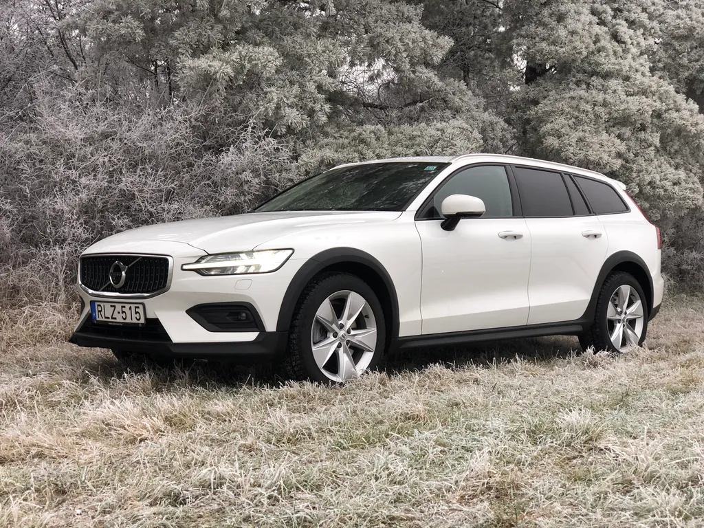 Volvo V60 CC teszt 