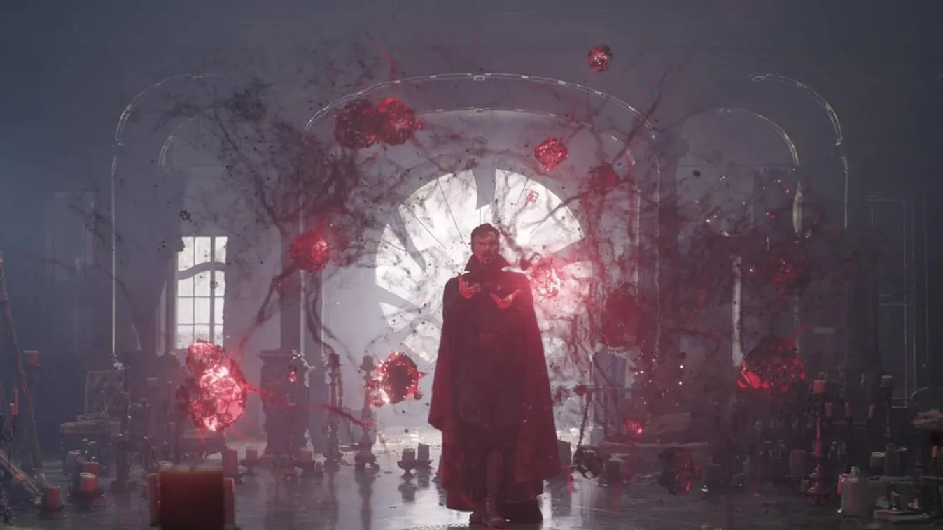 DOCTOR STRANGE IN THE MULTIVERSE OF MADNESS DOCTOR STRANGE IN THE MULTIVERSE OF MADNESS Marvel Studios Film Frame Benedict Cumberbatch Benedict Cumberbatch as Dr. Stephen Strange in Marvel Studios' DOCTOR STRANGE IN THE MULTIVERSE OF MADNESS. Photo courte