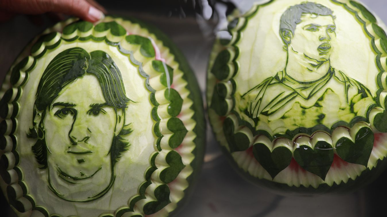 Chinese teacher celebrates 2018 World Cup by carving images of footballers into watermelons  China Chinese Liaoning Shenyang football player Lionel Messi Kylian Mbappe Cristiano Ronaldo 