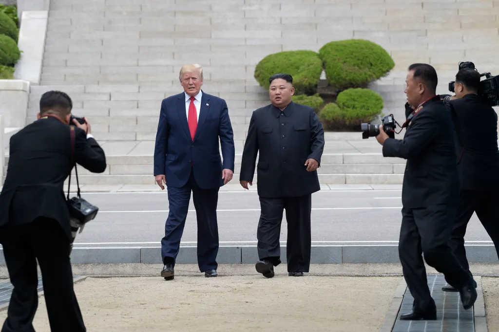 Trump és Kim Dzsong Un találkozója 