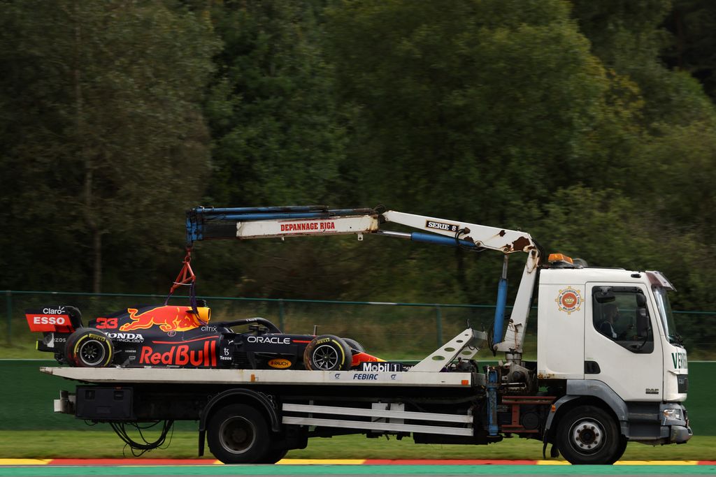 Forma-1, Belga Nagydíj, péntek, Max Verstappen, Red Bull, baleset 