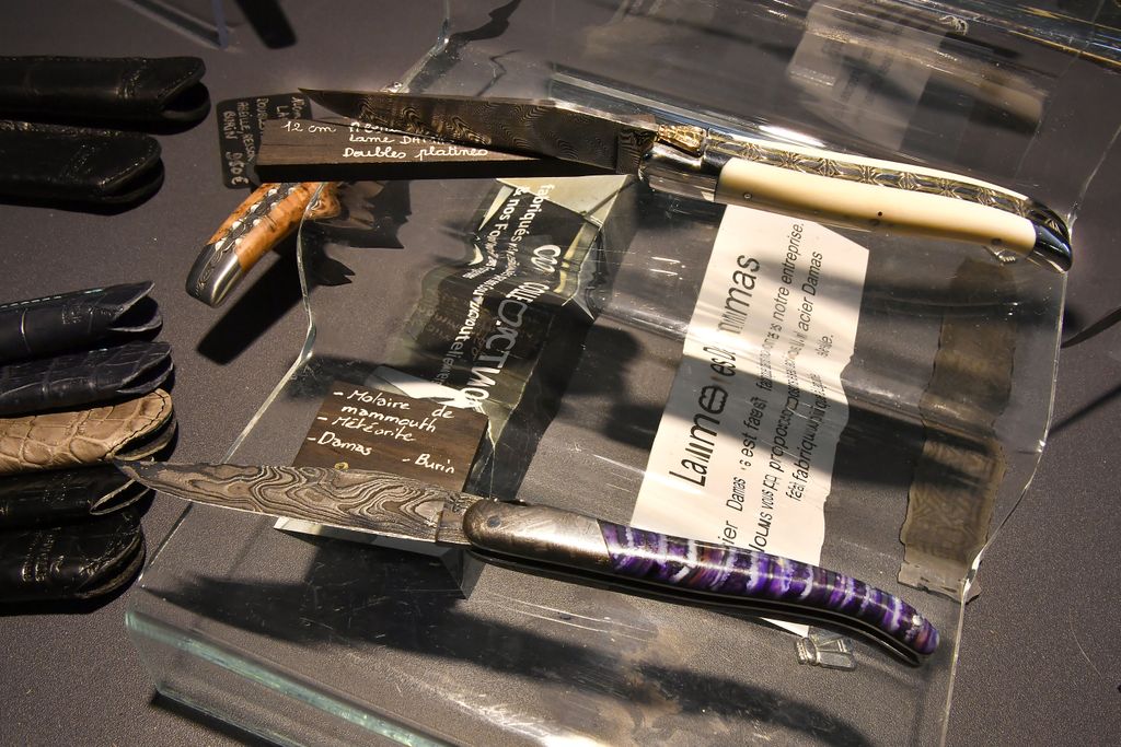 Aveyron Laguiole, kés, késgyártás, tájbicska, Franciaország, galéria 