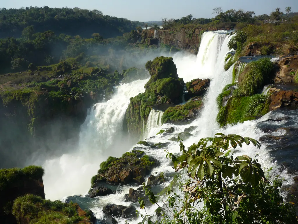 Iguazú-vízesés, vízesés, Iguazú Nemzeti Park területén, Brazília, Argentína 