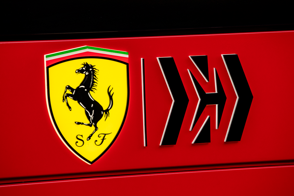 Forma-1, Ferrari-logó, Mission Winnow, Barcelona teszt 4. nap 
