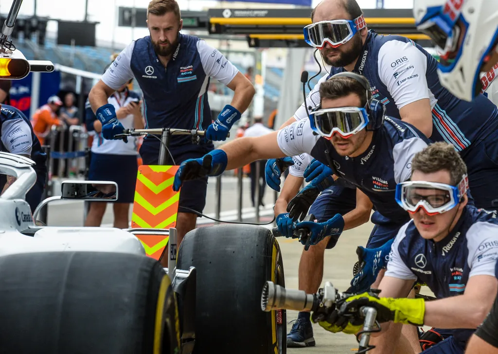 A Forma-1-es Orosz Nagydíj szombati napja, a Williams Racing szerelői 