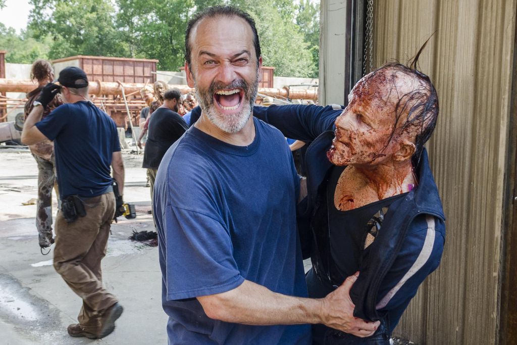 Walking Dead - Ez a zombi most nem kell, mehet a raktárba! 