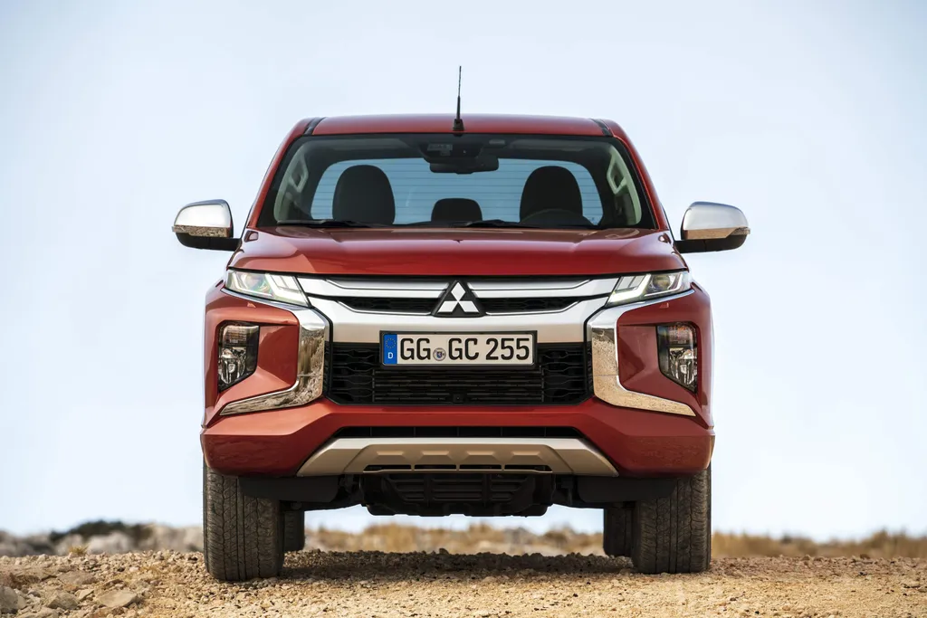 Mitsubishi L200 (2019) gyári fotók 