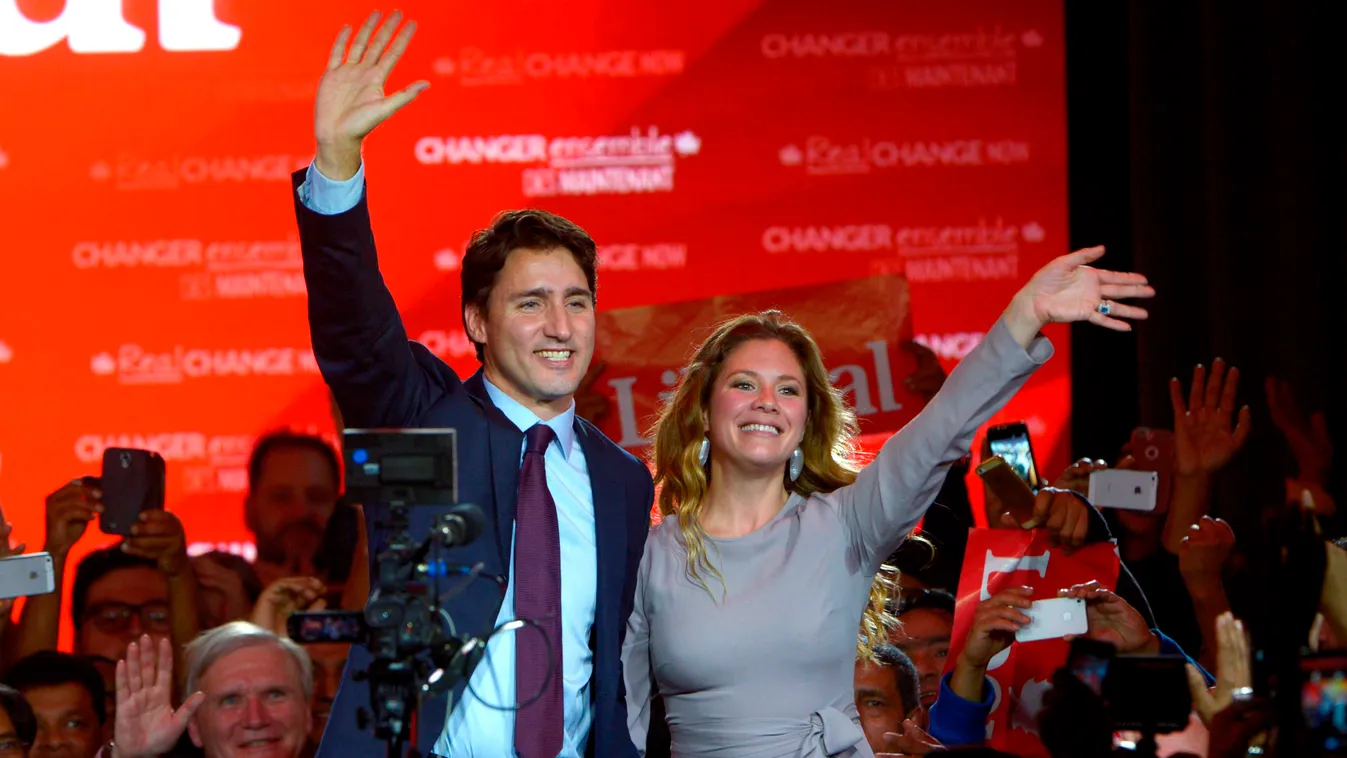 Justin Trudeau, a kanadai Liberális Párt vezetője és felesége, Sophie Gregoire a párt montreali székházában 
