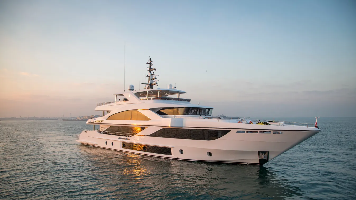 Majesty 140 luxus yacht,  FORT LAUDERDALE INTERNATIONAL BOAT SHOW 2019 