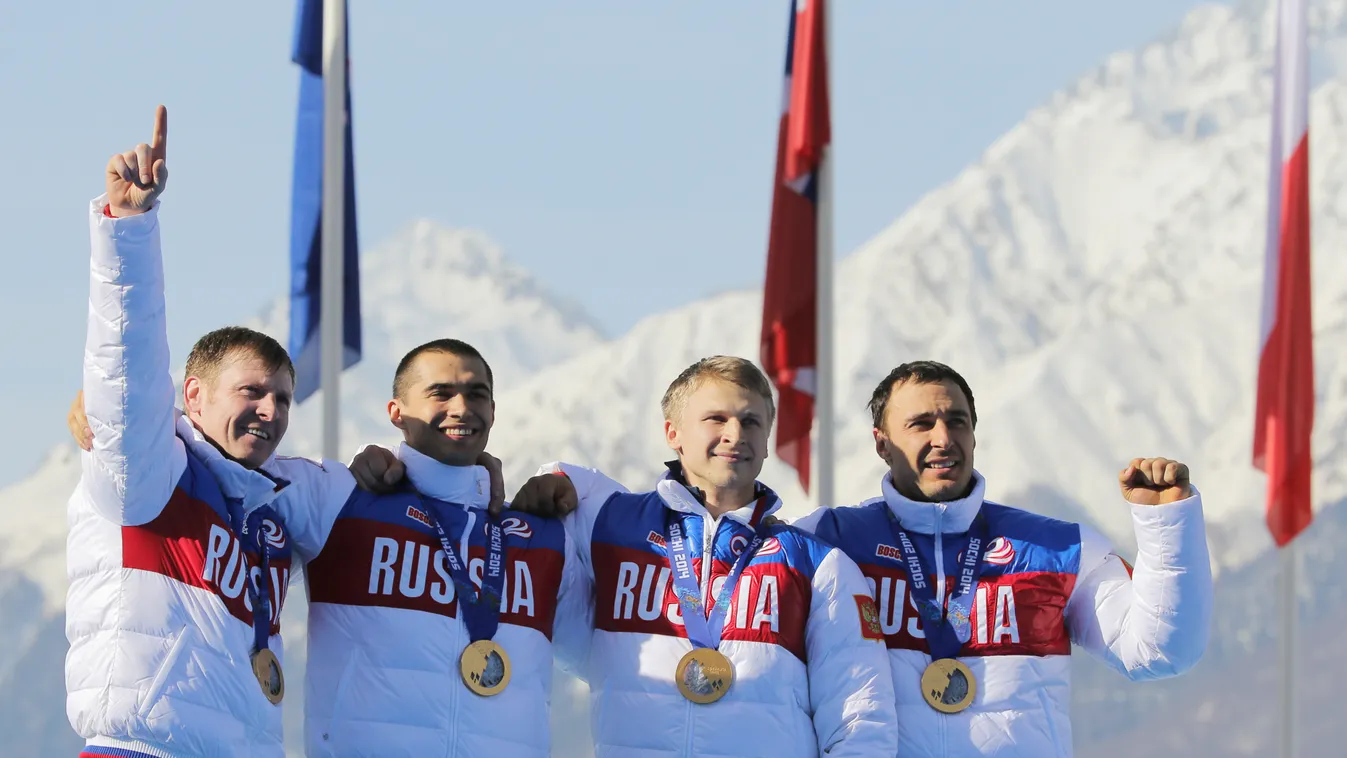 2014 Winter Olympics. Bobsleigh. Four-man. Day Two HORIZONTAL 