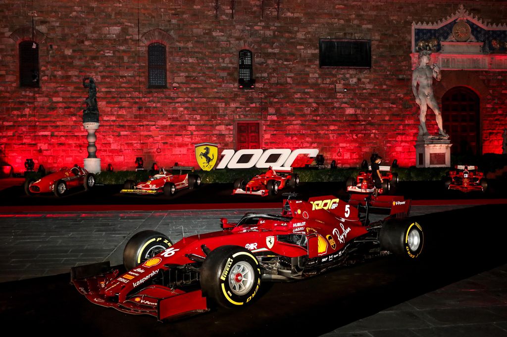 Forma-1, SF1000, Scuderia Ferrari, Firenze ünnepség 