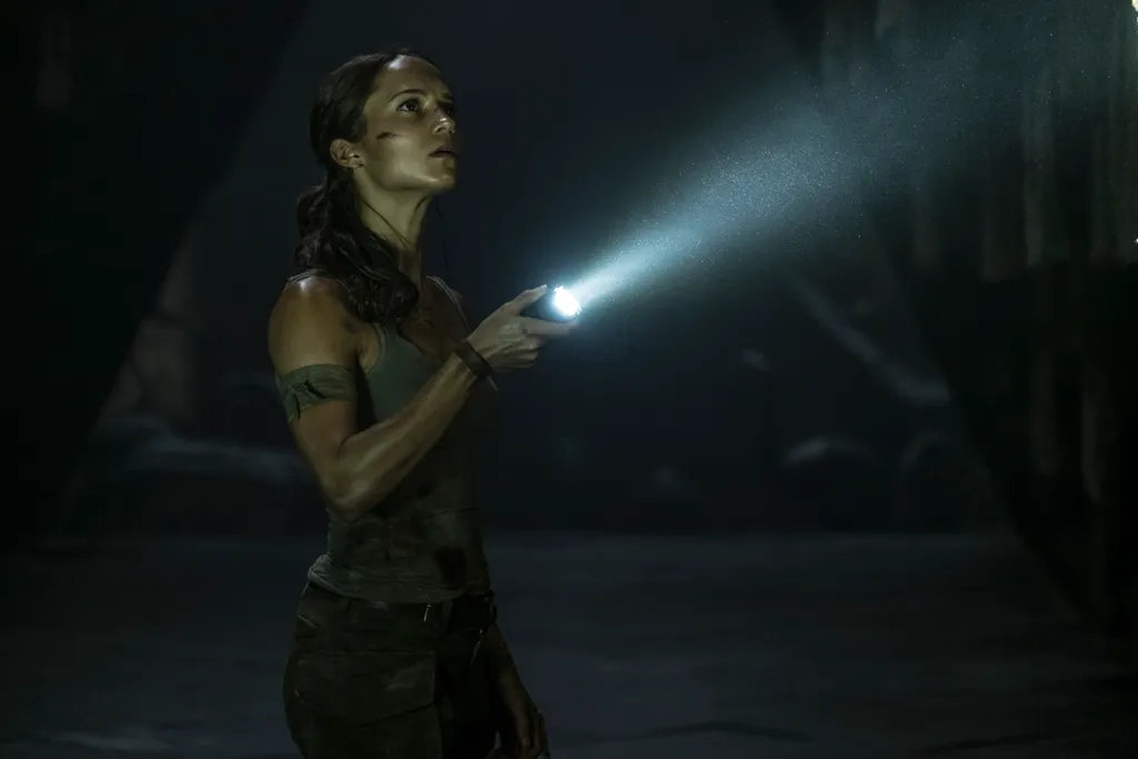 Lara Croft-ALICIA VIKANDER 
