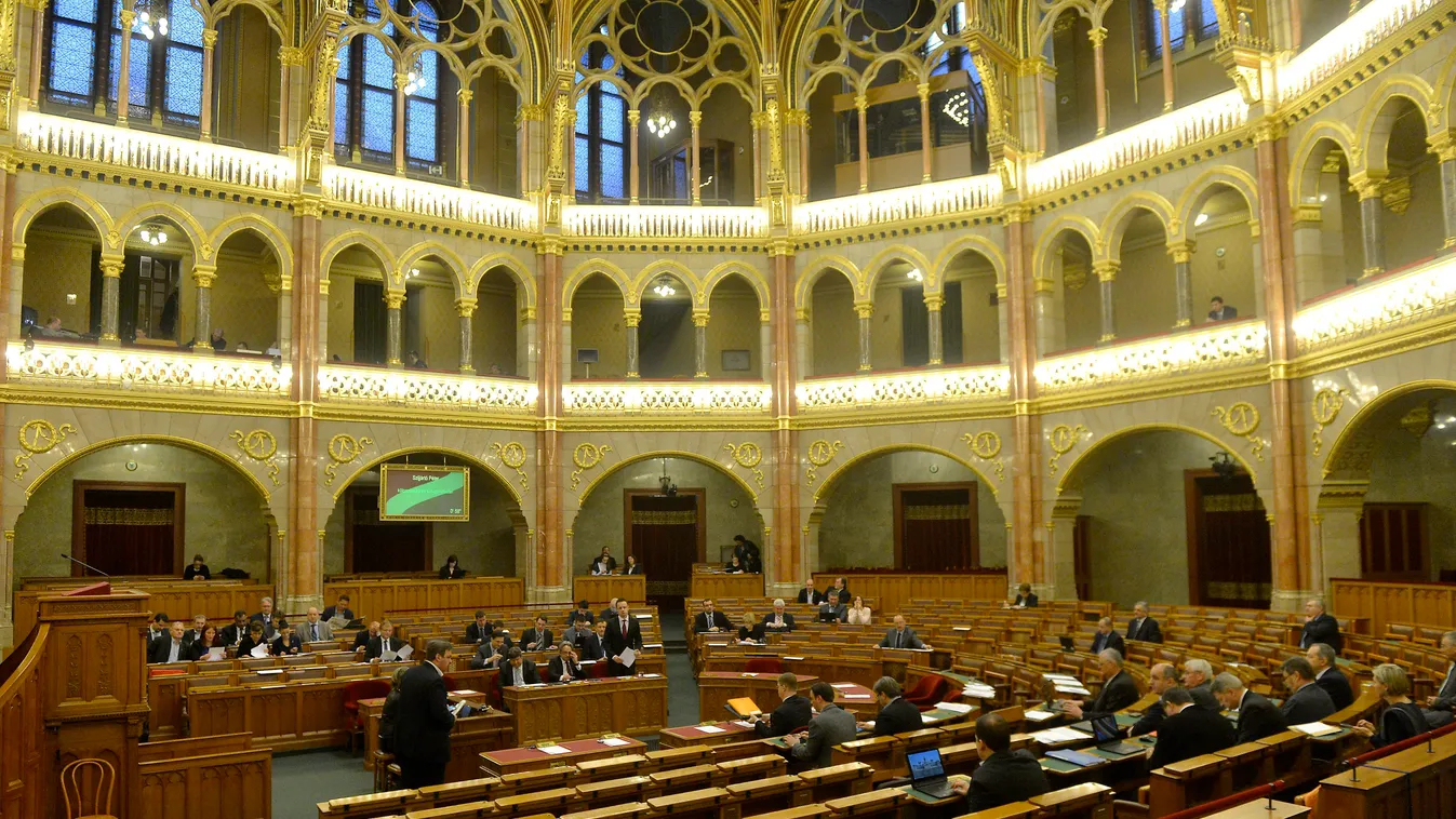 Szijjártó Péter, Iszlám Állam, Parlament 