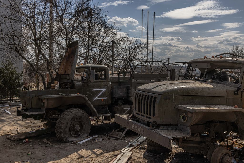 Ukrán válság 2022, orosz, ukrán, háború, Ukrajna, Trostianets, Trosztyanec, megsemmisült orosz katonai jármű 