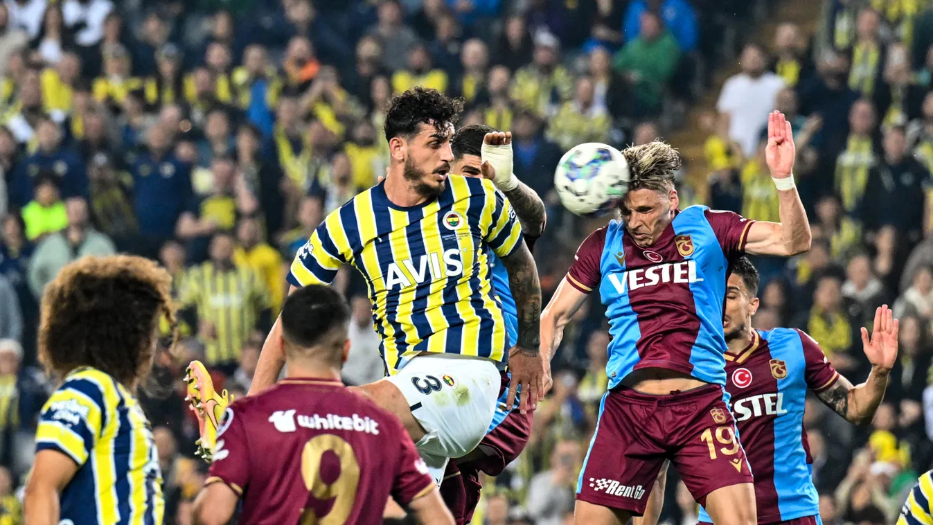 Fenerbahce v Trabzonspor - Turkish Super Lig Istanbul,TSL,Turkiye Horizontal, Samet Akaydin 