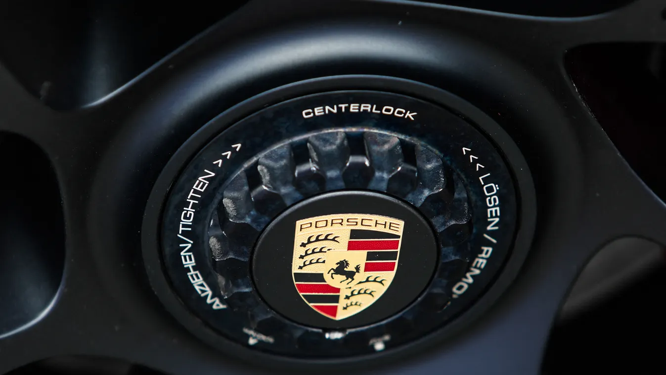 Porsche logó 