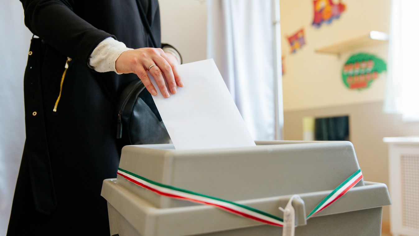választás, szavazás, szavazólap, országgyűlési választások, illusztráció, 2018. április 8. Választás a II. kerületi választóirodában, Választás 2018 