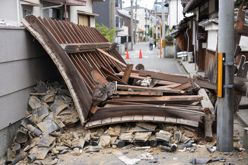 Földrengés Japán Osaka 
