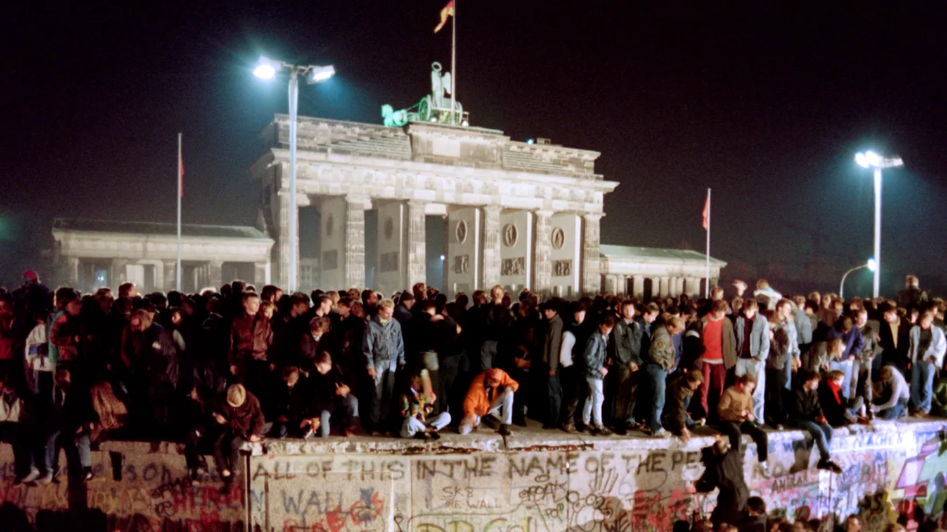 Németország NDK Berlin berlini fal fal 1989 