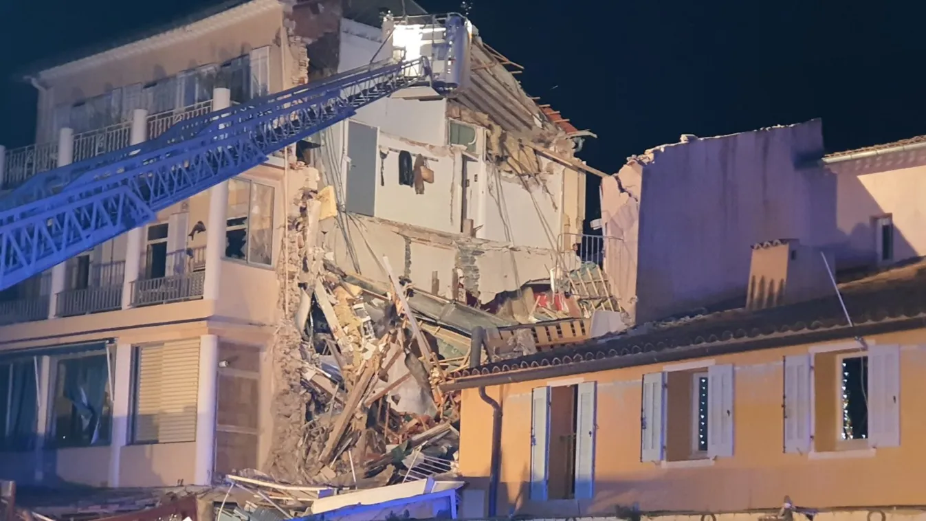 Franciaország, robbanás, összedőlt épület 