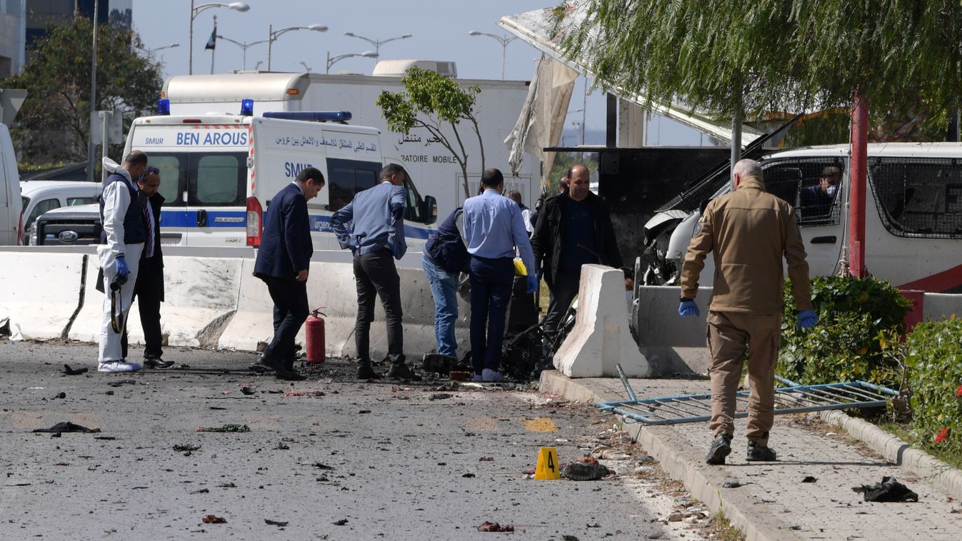 Tunézia, öngyilkos meránylő, robbantás 