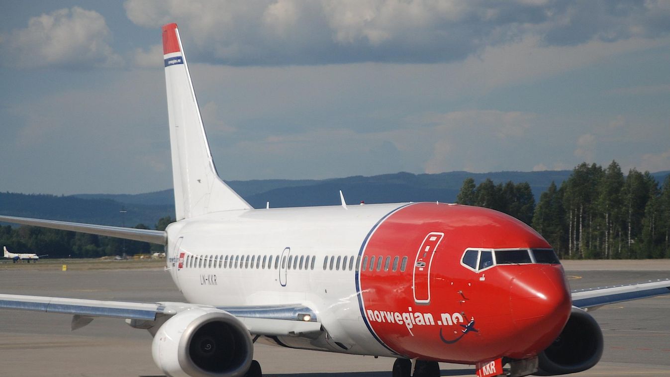 Norwegian Air Shuttle Boeing 737 