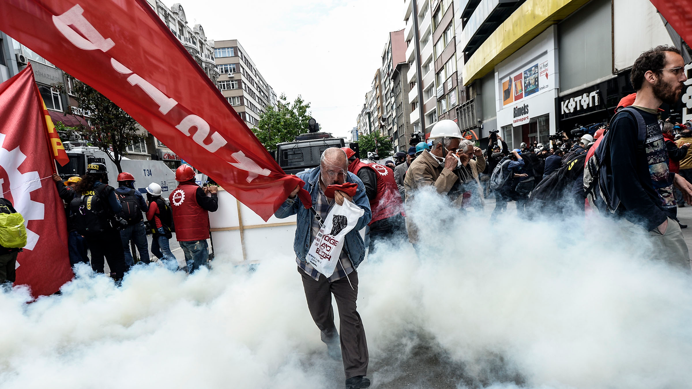 törökország, tüntetés, gázálarc, május 1., könnygáz 