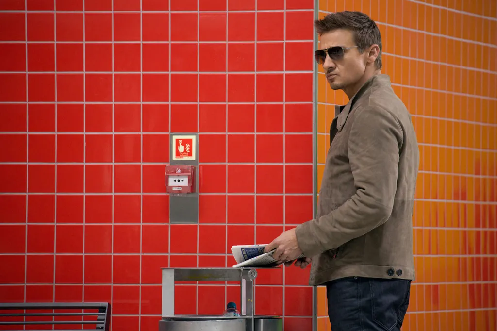 Mission: Impossible - Rogue Nation Cinema action adventure thriller to spy spying Horizontal MAN SUNGLASSES SQUARE FORMAT 