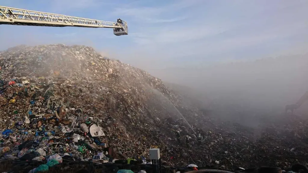 tűz Gödöllő hulladék hulladéktelep 