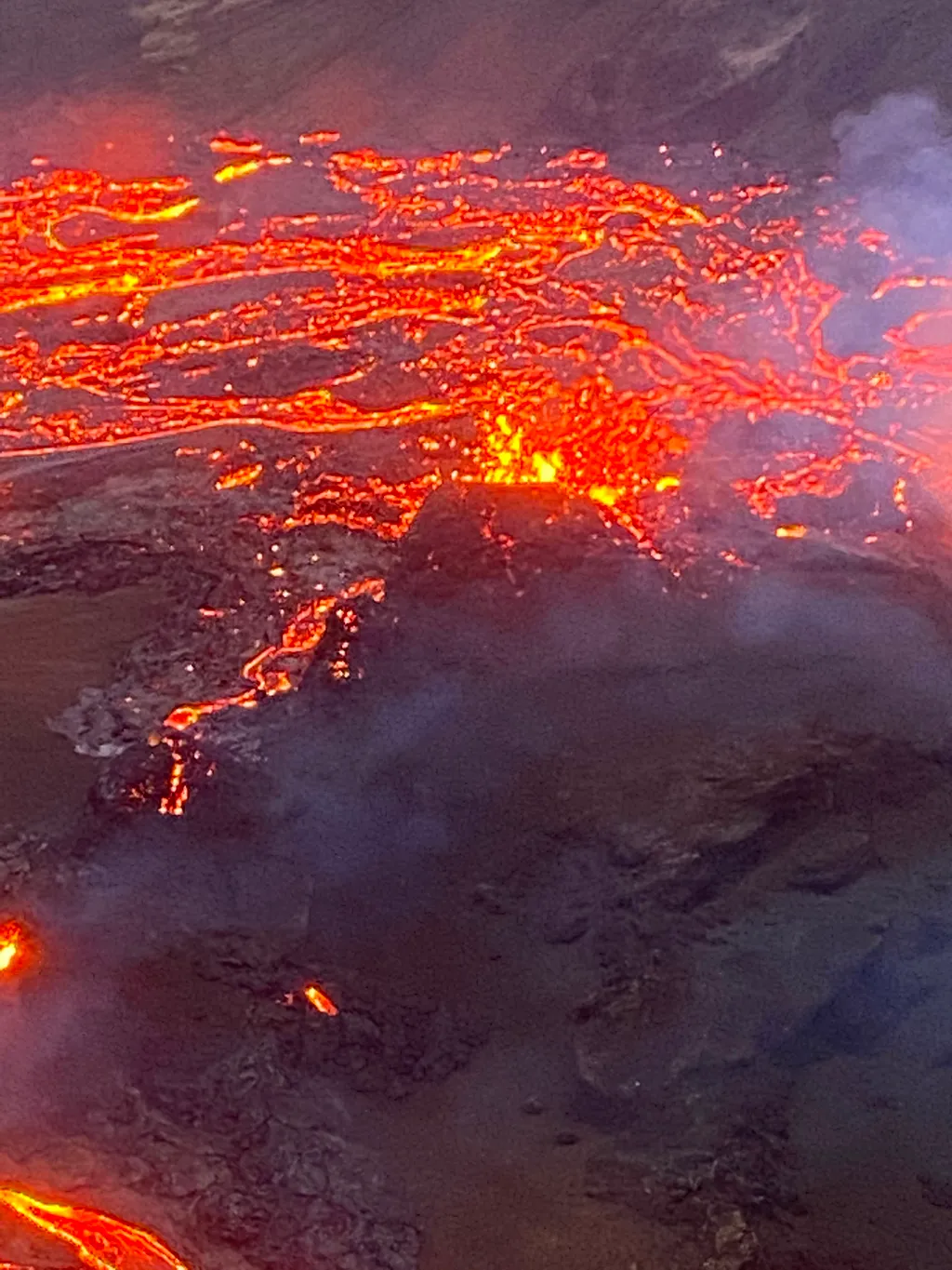 environment Vertical LAVA FLOW NATURAL DISASTERS VOLCANO ERUPTION 