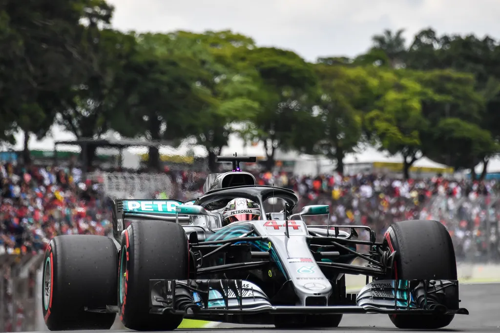 Forma-1, Lewis Hamilton, Mercedes-AMG Petronas, Brazil Nagydíj 