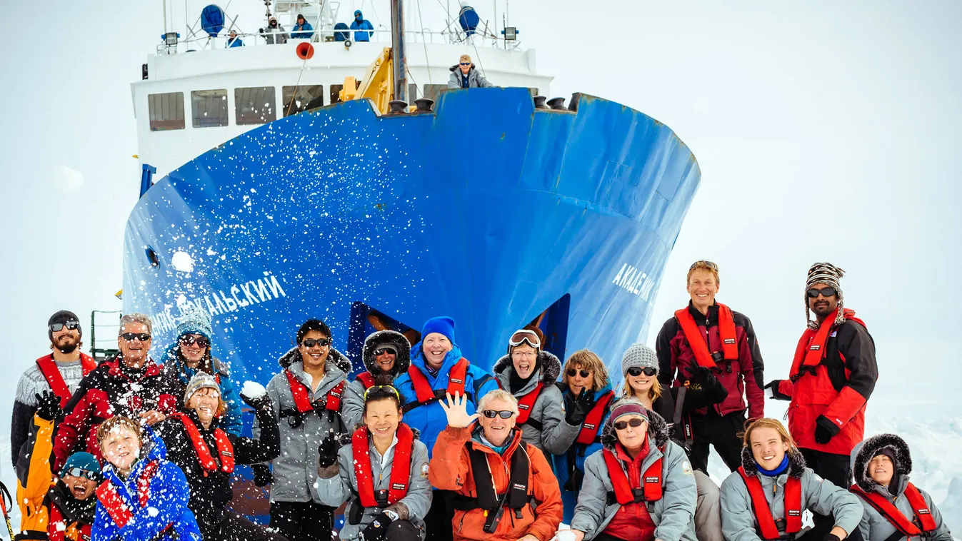 Megmenkülétek a jégbe szorult  orosz hajó utasai, Akagyemik Sokalszkij 
