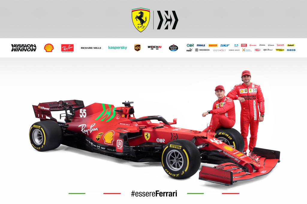 Forma-1, Scuderia Ferrari, stúdiófotó, SF21, Charles Leclerc, Carlos Sainz 