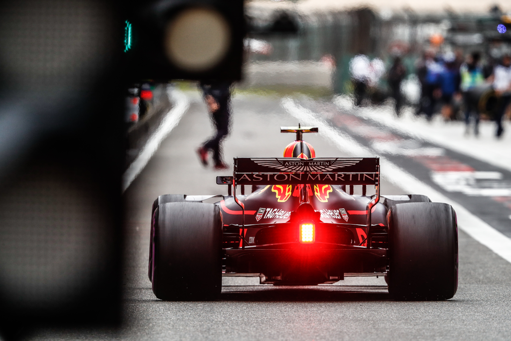 A Forma-1-es Kínai Nagydíj pénteki napja, Max Verstappen, Red Bull Racing 