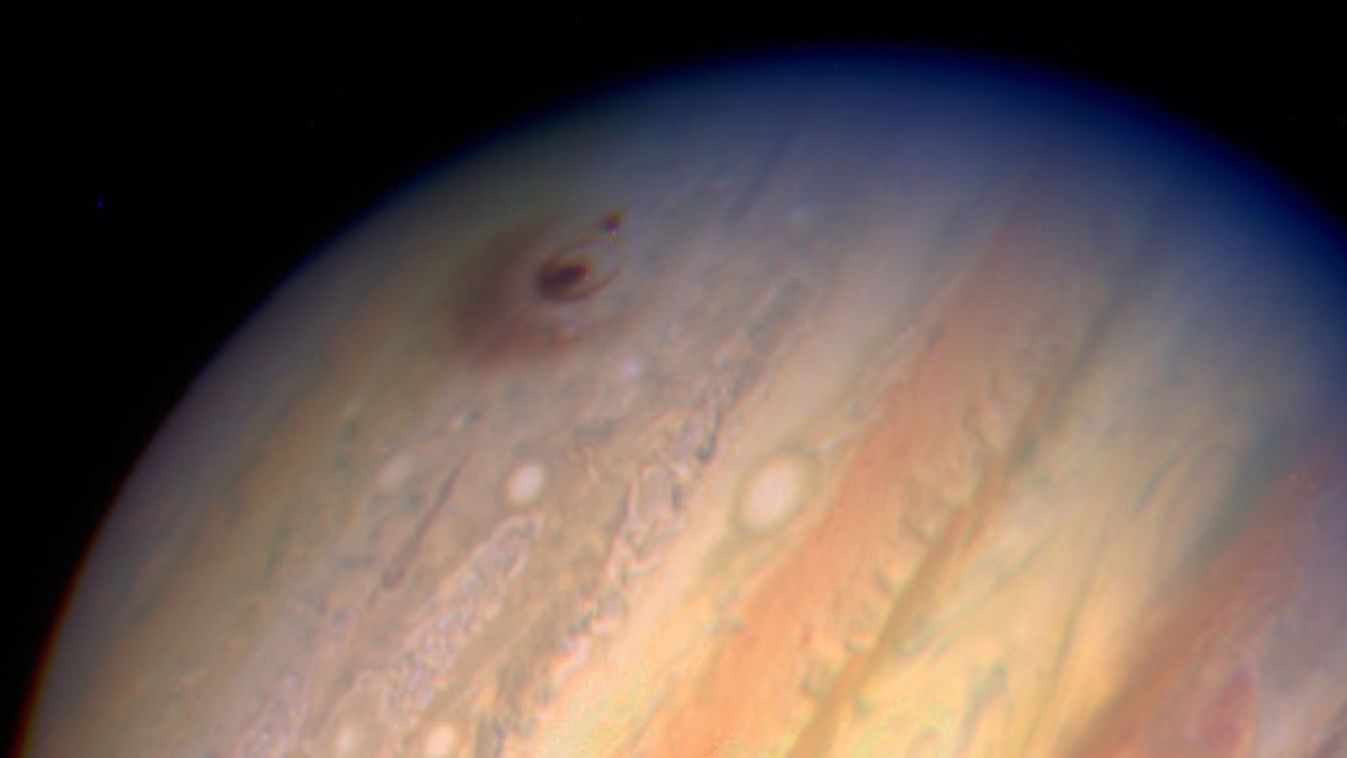 Shoemaker–Levy-9 üstökös, folt, Jupiter, becsapódás 
