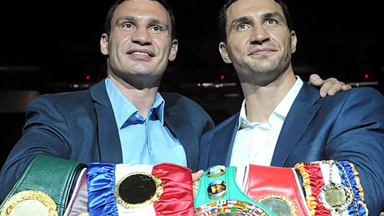Vlagyimir és Vitalij Klicsko profi nehézsúlyú ökölvívók, box 
