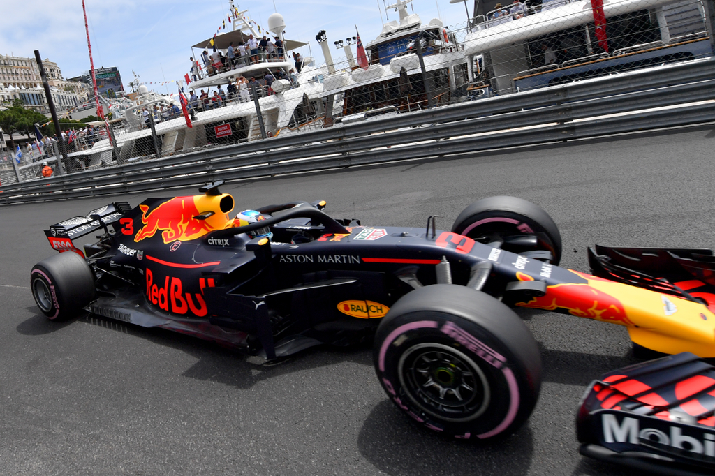 A Forma-1-es Monacói Nagydíj csütörtöki napja, Daniel Ricciardo, Red Bull, címlap 