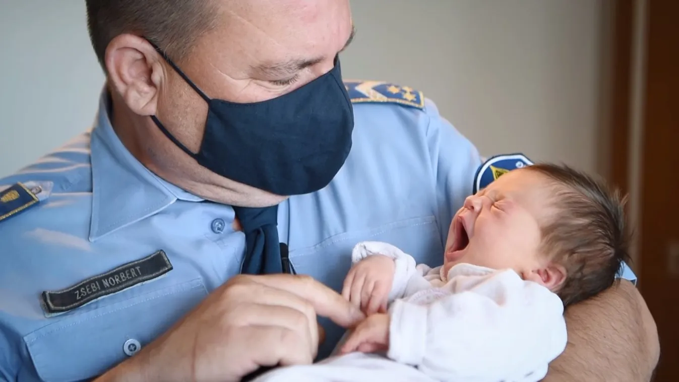 rendőr, kisbaba, Cinkota 
