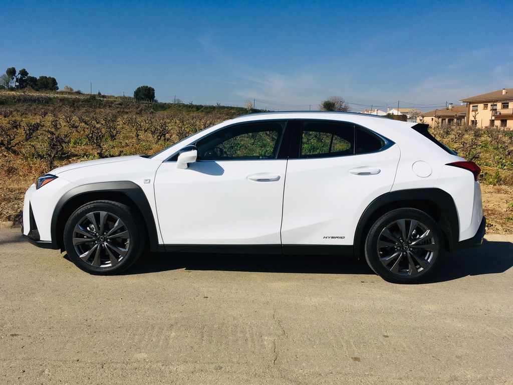 Lexus UX menetpróba (2019) 