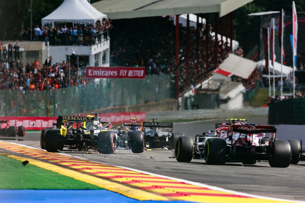 Forma-1, Kimi Räikkönen, Alfa Romeo Racing, Daniel Ricciardo, Renault F1 Team, Belga Nagydíj 
