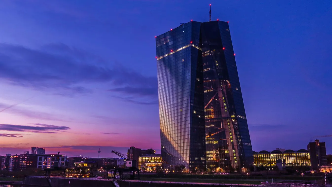 top 20 épület EKB 
