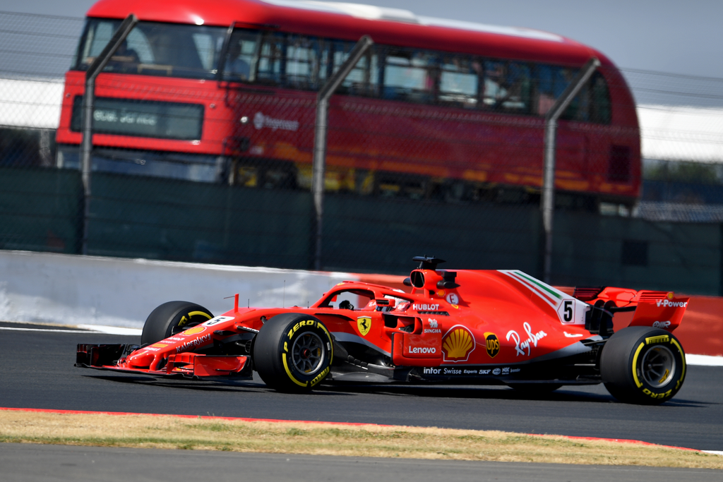A Forma-1-es Brit Nagydíj pénteki napja, Sebastian Vettel, Ferrari 