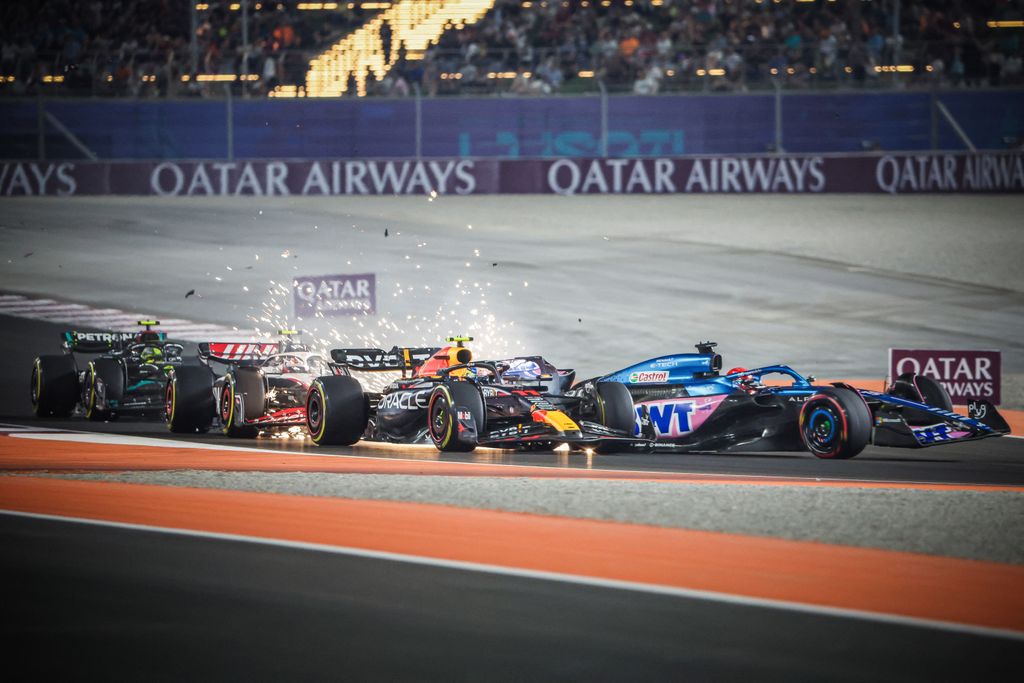 F1 Qatar Grand Prix - Sprint car crash,crash,crash out,F1,Formula 1,race,race car,racing Horizontal 