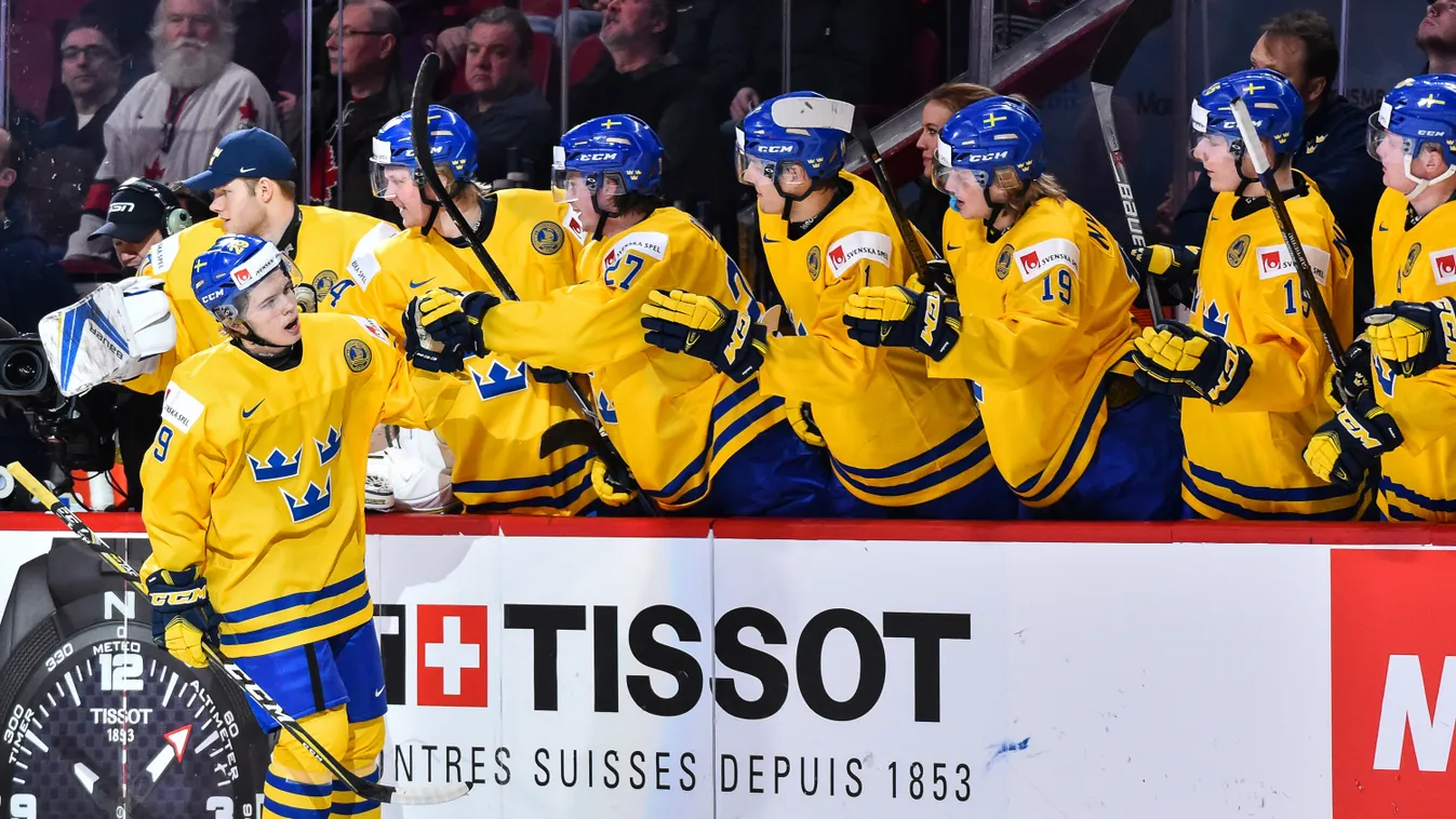 Sweden v Slovakia - Quarterfinal -  2017 IIHF World Junior Championship GettyImageRank2 People Activity Motion SPORT HORIZONTAL Full Length Indoors Slovakia Professional Sport ICE HOCKEY Sweden Canada Quebec Sports Team Montreal BENCH Winter Sport COMMEMO